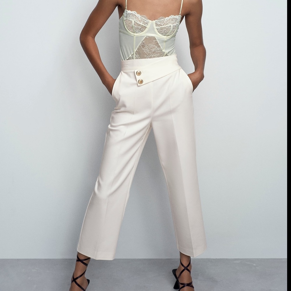 Zara buttoned pants